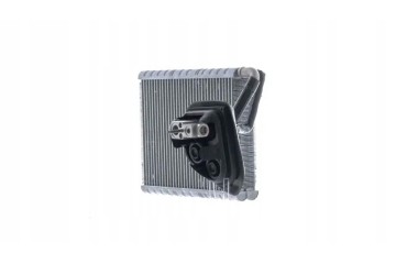 EVAPORATOR AIR CONDITIONING SYSTEM AE 200 000P Product weight with unit packaging 2 48 kg