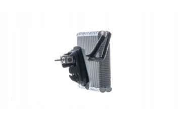 EVAPORATOR AIR CONDITIONING SYSTEM AE 200 000P Catalog number of the original BMW 64119378108 BMW 64119496922 BMW 9378108 BMW 94