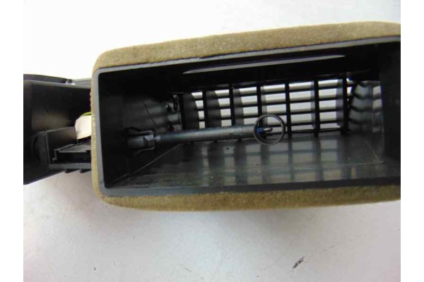 8223599 REJILLA AIREADORA BMW SERIE 7 (E65/E66)