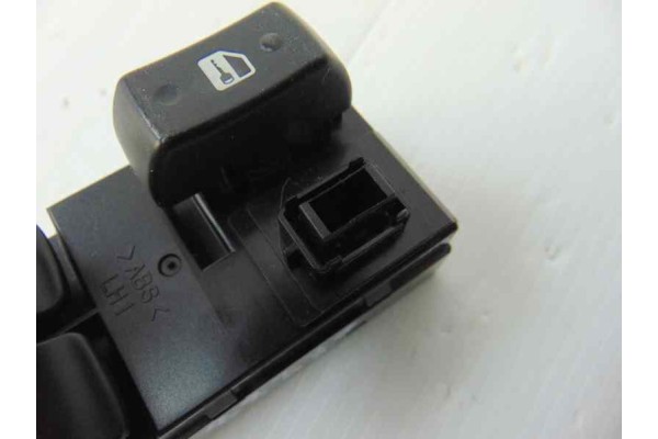  MANDO ELEVALUNAS DELANTERO IZQUIERDO HYUNDAI TUCSON (JM) 2.0 CRDi Comfort 2005 188239 HYUNDAI - 1