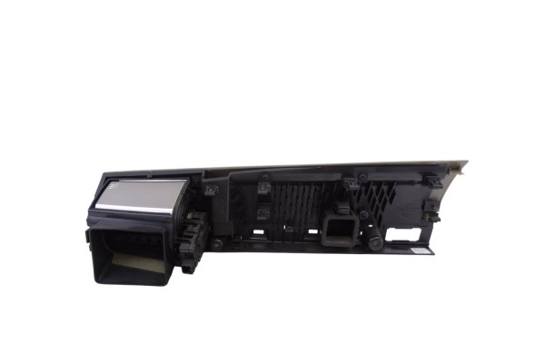 8X23014A22AH REJILLA AIREADORA JAGUAR XF