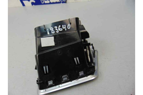 9676606977 REJILLA AIREADORA CITROEN C4 BERLINA Collection 9676606977 183640 CITROEN - 4