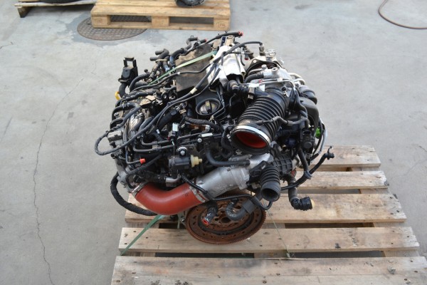 VW Passat ENGINE CUA 2 0TDI 240HP COMPLETE Arteon 95tys km Original F V Engine type diesel