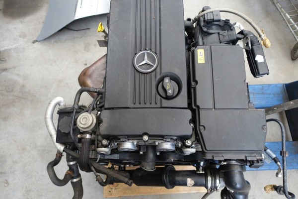 Mercedes w204 engine 1 8 compressor complete M271 271910 120t km Catalog number of the part 271910 204