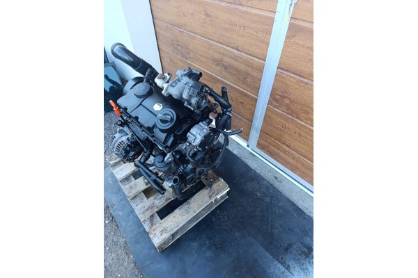 VW T5 COMPLETE ENGINE 1 9 TDI BRS BRR mileage 170 thousand Part manufacturer Volkswagen OE