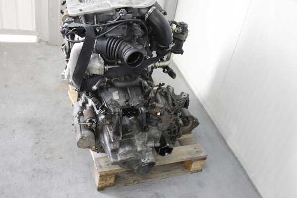 Injection motor 4 pins gearbox Nissan X trail 2 2 dci t30 136 Catalog number of the part x trail T30 YD22ddti x trail kompletny 