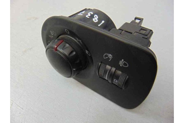 1P1941431B MANDO LUCES SEAT LEON (1P1) Comfort Limited 1P1941431B 183700 SEAT - 1