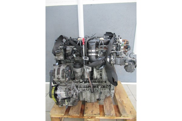 Engine set Volvo 2 4 D5 D5244t5 XC60 XC70 V70 S80 Catalog number of the part d5244t Silnik komplet Volvo 2 4 D5 D5244t5 XC60 XC7