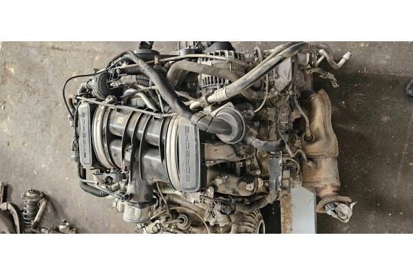Motor Porsche Cayman 981 2016 ma122c 2.7 50,000 km