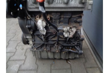 Motor VW Skoda 1.6 TDI CAY sin termostato