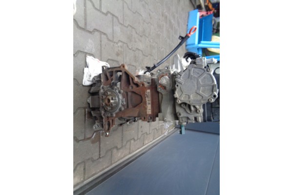 Motor VW Skoda 1.6 TDI CAY sin termostato