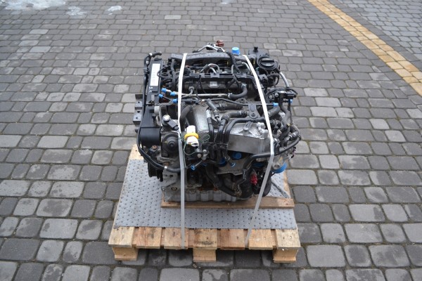 VW 2 0 TDI 190HP COMPLETE ENGINE Skoda Super DFC 131tys km Passat 2016 Packaging status no packaging