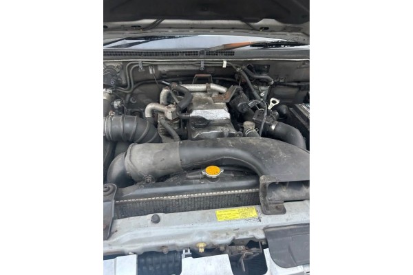 Mitsubishi Pajero 99 06 3 2 did Engine fuel pump Turbo 4m41