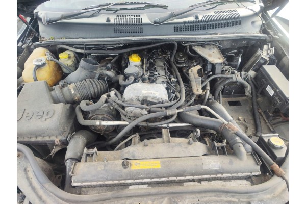 JEEP GRAND CHEROKEE WJ 2 7 engine burning in the car 119 thousand mileage 2002 04