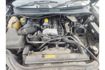 JEEP GRAND CHEROKEE WJ 2 7 engine burning in the car 119 thousand mileage 2002 04