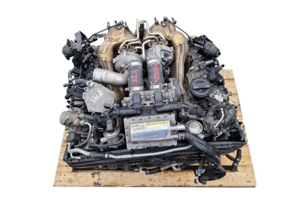 Audi S8 4 0 TFSI V8 CTF engine Engine type petrol