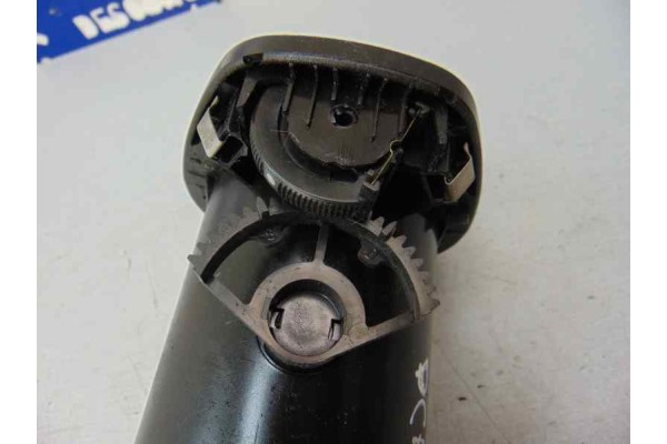  REJILLA AIREADORA ALFA ROMEO GT (125) 1.9 JTD 16V 150/ Progression 2006 185427 ALFA ROMEO - 2