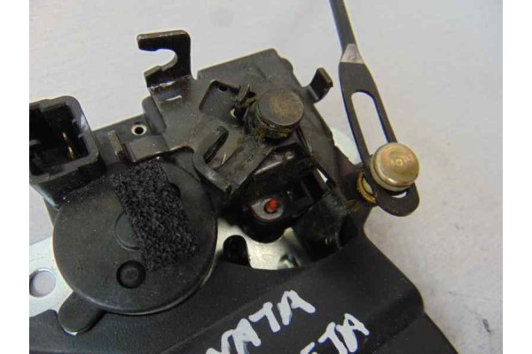 3 PIN CERRADURA MALETERO / PORTON HYUNDAI SONATA (NF) 2.4 Style 2006 3 PIN 185510 HYUNDAI - 1