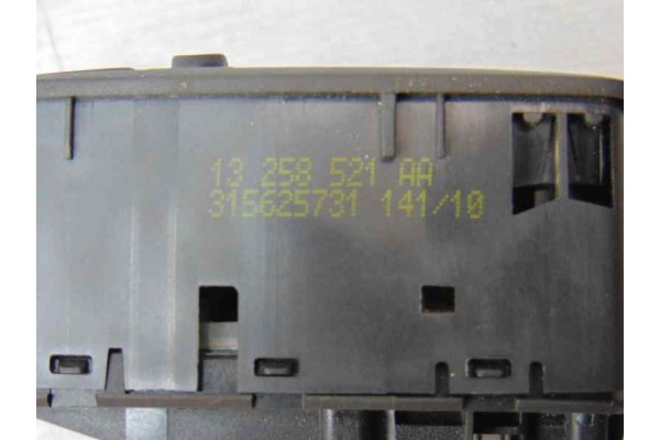 13258521 MANDO ELEVALUNAS DELANTERO IZQUIERDO OPEL CORSA D Cosmo 2010 13258521 185802 OPEL - 2