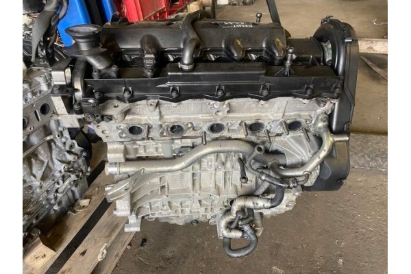 VOLVO V70 III D5244T 2 4 D5 163KM ENGINE Engine type diesel