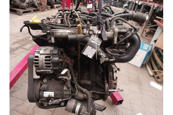 Motor completo Renault Clio III IV Modus 1.2 TCE 103 CV D4F 786