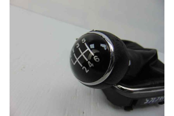  POMO PALANCA CAMBIO VOLKSWAGEN SCIROCCO (137) 2.0 TDI (103kW) BlueMotion 2011 186765 VOLKSWAGEN - 3