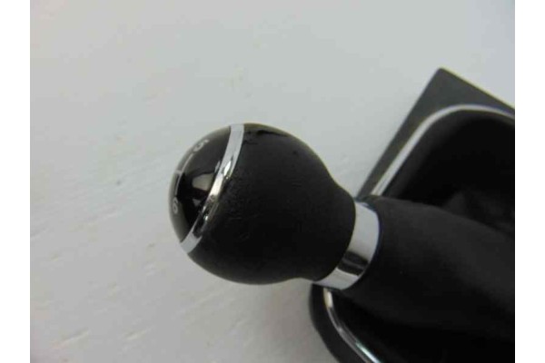  POMO PALANCA CAMBIO VOLKSWAGEN SCIROCCO (137) 2.0 TDI (103kW) BlueMotion 2011 186765 VOLKSWAGEN - 4