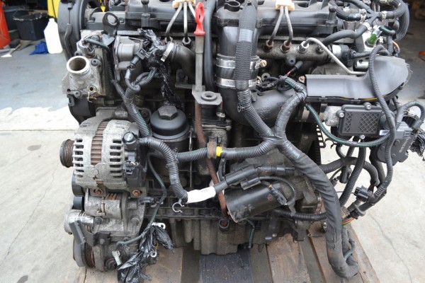 COMPLETE MOTOR Volvo 2 4 D5 121 thousand D5244T8 V70 Car type passenger cars