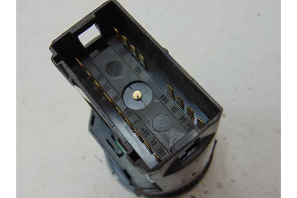 1C0941531A  MANDO LUCES SEAT ALHAMBRA (7V9) Reference 2007 1C0941531A 186964 SEAT - 2