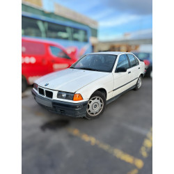 BMW SERIE 3 BERLINA (E36) 316i