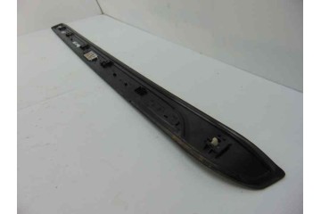 60829010 MOLDURA BMW SERIE 1 BERLINA (E81/E87) 118d 2008 60829010 187301 BMW - 2