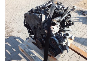 SEAT EXEO AUDI A4 B8 A5 VW COMPLETE ENGINE 2 0 TDI CAG