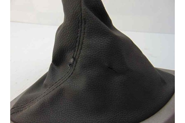 7129143  POMO PALANCA CAMBIO BMW SERIE 1 BERLINA (E81/E87) 118d 2008 7129143 187314 BMW - 2