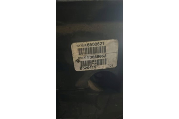 S60 V70 XC70 S80 ENGINE COMPLETE B5204T5 Packaging status no packaging