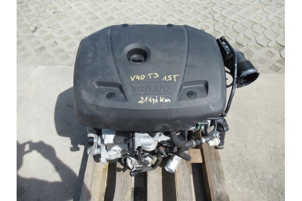 COMPLETE ENGINE B4154T4 1 5 TURBO VOLVO V40 II 18 Catalog number of the part SILNIK KOMPLETNY B4154T4 1 5 T3 TURBO VOLVO V40 II 