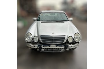 MERCEDES-BENZ CLASE E (BM 210) BERLINA 270 CDI (210.016)