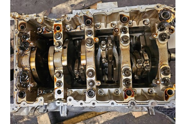 Porsche Panamera 970 2013 Engine Part manufacturer Porsche OE