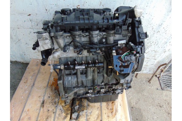 MOTOR POST CITROEN C3 PICASSO 1 6 HDI 9H02 10JBBK