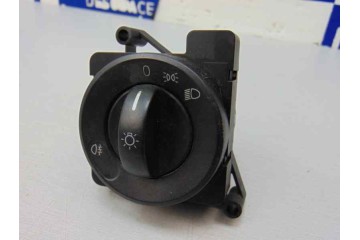 9065450104  MANDO LUCES VOLKSWAGEN CRAFTER FURGÓN (2E) Caja cerrada 35, batalla larga con techo super alto 2007 9065450104 18302