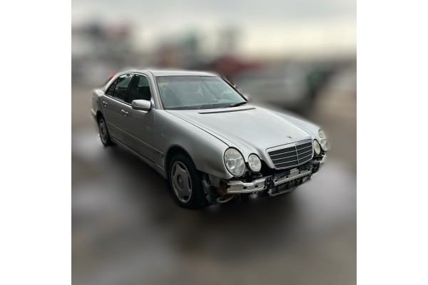 MERCEDES-BENZ CLASE E (BM 210) BERLINA 270 CDI (210.016)