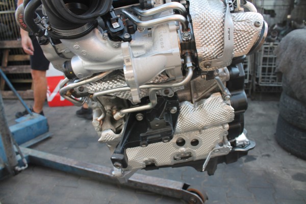 ENGINE COMPLETE AUDI 2 0 TDI 7TYS KM DYY Engine type diesel