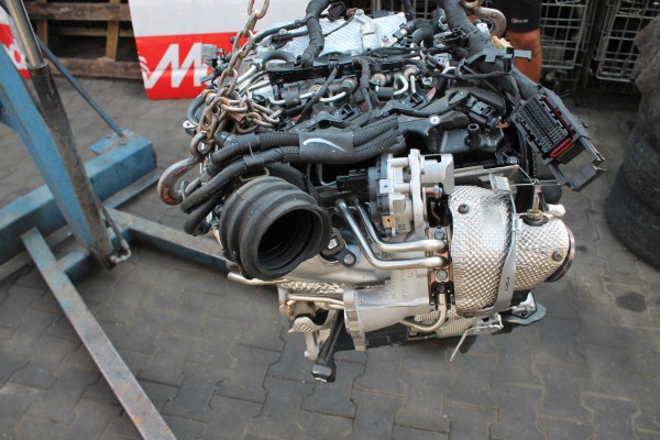 ENGINE COMPLETE AUDI 2 0 TDI 7TYS KM DYY Product weight with unit packaging 0 kg