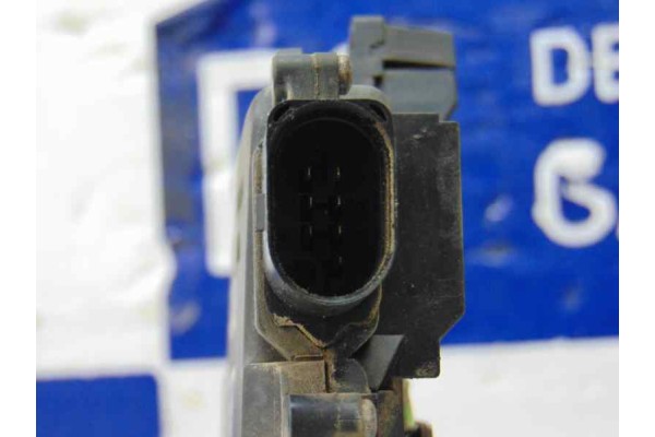 7 PIN CERRADURA PUERTA TRASERA DERECHA AUDI A6 BERLINA (4B2) 2.5 TDI 2002 7 PIN 176363 AUDI - 6