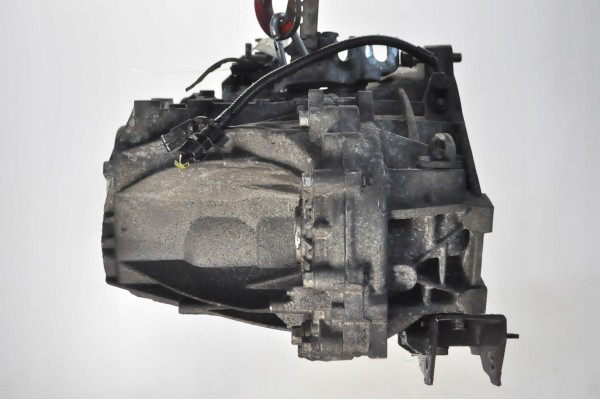 HYUNDAI IX35 SPORTAGE 1 7 CRDI 85kW 116HP TRANSMISSION 6 GEARS WEJ6K 165tys km Part manufacturer Hyundai OE