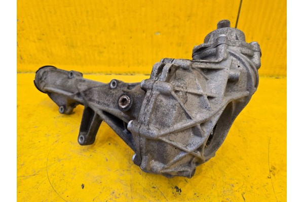 Mercedes Benz V VITO W447 GEARBOX REDUCER 4x4 A4473300102 Quality of parts according to GVO O original with manufacturer s logo 