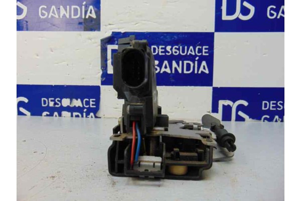 7 PIN CERRADURA PUERTA TRASERA IZQUIERDA AUDI A6 BERLINA (4B2) 2.5 TDI 2002 7 PIN 176364 AUDI - 5