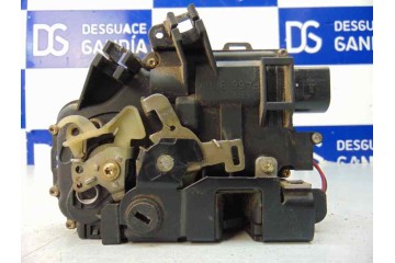 7 PIN CERRADURA PUERTA TRASERA IZQUIERDA AUDI A6 BERLINA (4B2) 2.5 TDI 2002 7 PIN 176364 AUDI - 6