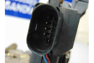 9 PIN CERRADURA PUERTA DELANTERA DERECHA AUDI A6 BERLINA (4B2) 2.5 TDI 1999 9 PIN 185690 AUDI - 4