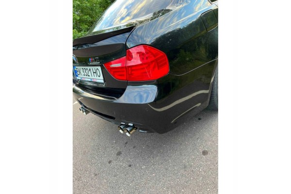 Kit de Carrocería BMW E90 M-Package (2005-2008, con Lavafaros, PDC op