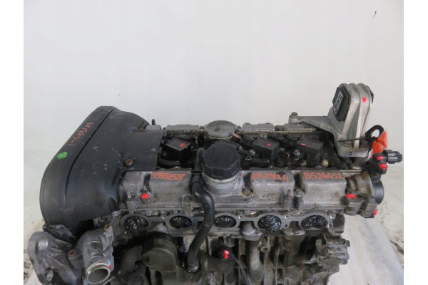 ENGINE VOLVO S60 2 4 140 KM B5244S2 Catalog number of the part B5244S2